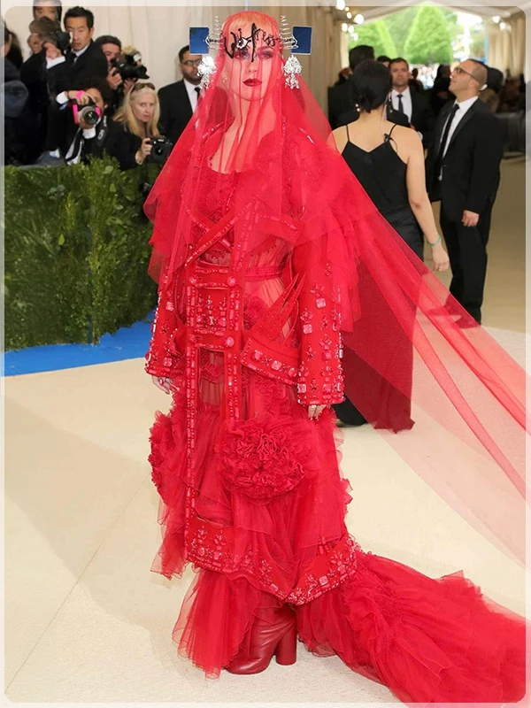 Met Gala 2017 Kırmızı Halı 8